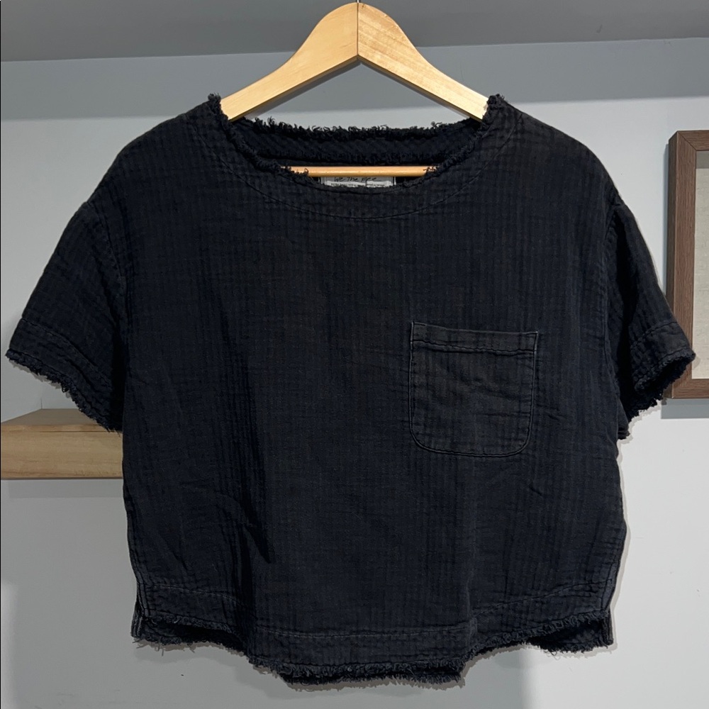 Free people 100 percent cotton blackโ top